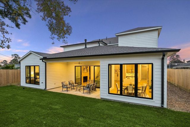 1622 Candlelight, Houston, TX 77018