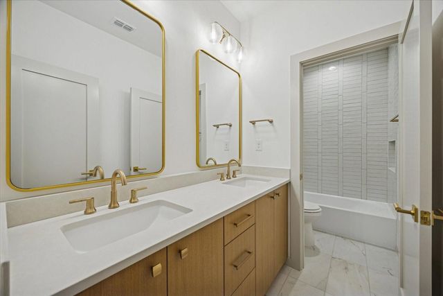 1622 Candlelight, Houston, TX 77018