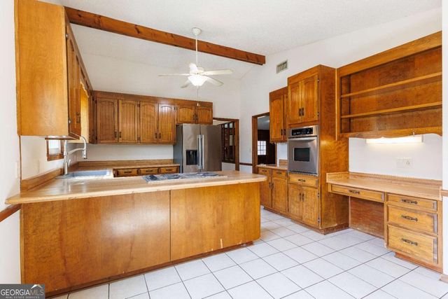 3215 Stallings Road, Valdosta, GA 31605