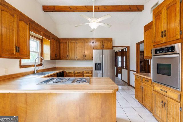 3215 Stallings Road, Valdosta, GA 31605