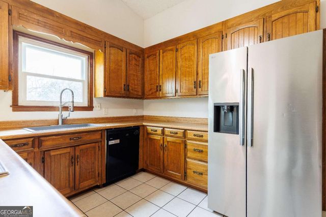 3215 Stallings Road, Valdosta, GA 31605