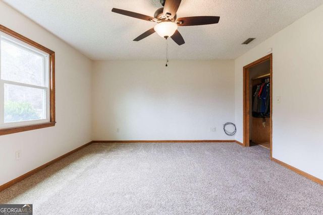 3215 Stallings Road, Valdosta, GA 31605