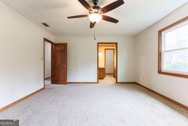 3215 Stallings Road, Valdosta, GA 31605