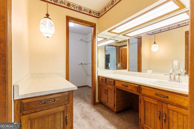 3215 Stallings Road, Valdosta, GA 31605