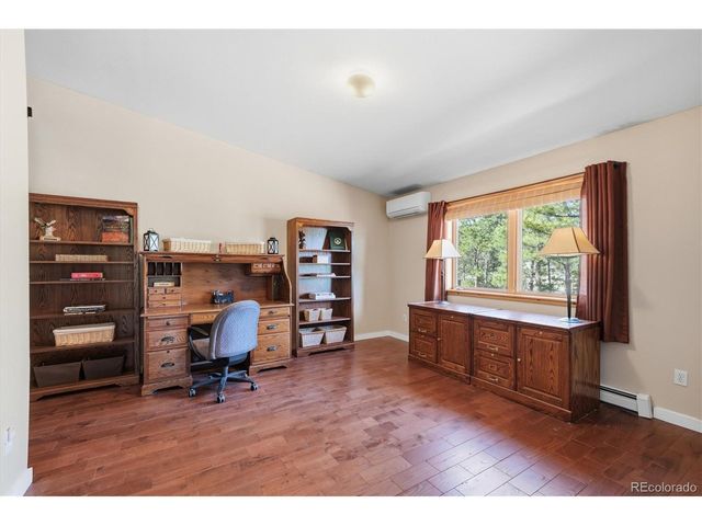 18505 Clovenhoof Dr, Palmer Lake, CO 80133