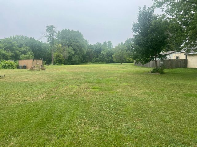 902 W 10th Street, Hobart, IN 46342