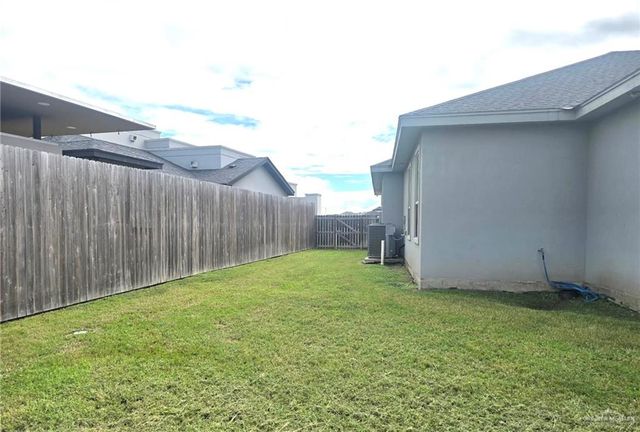 5624 Knights Bridge, Brownsville, TX 78526