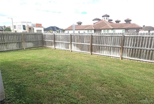 5624 Knights Bridge, Brownsville, TX 78526