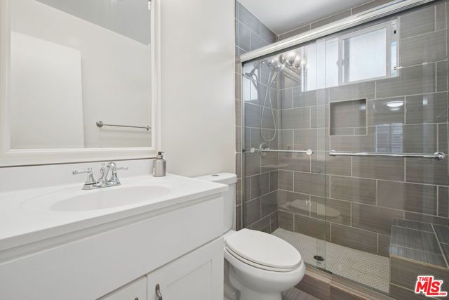 1220 N Ogden Drive 8, West Hollywood, CA 90046