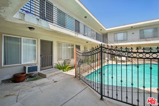 1220 N Ogden Drive 8, West Hollywood, CA 90046