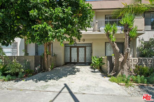 1220 N Ogden Drive 8, West Hollywood, CA 90046