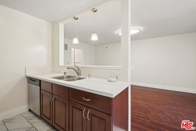 1220 N Ogden Drive 8, West Hollywood, CA 90046