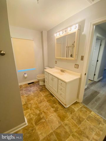619 FRANKLIN AVE, Baltimore, MD 21221