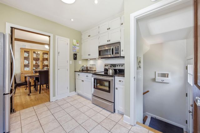 1258 2nd Street N, Fargo, ND 58102