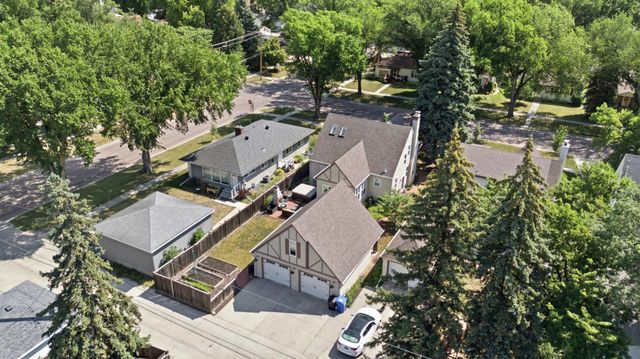 1258 2nd Street N, Fargo, ND 58102