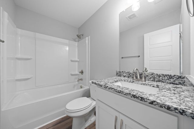 638 Stowe Ct Unit Mm, Clarksville, TN 37040