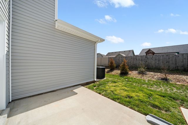 638 Stowe Ct Unit Mm, Clarksville, TN 37040
