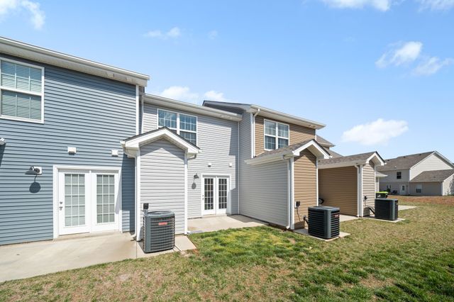 638 Stowe Ct Unit Mm, Clarksville, TN 37040