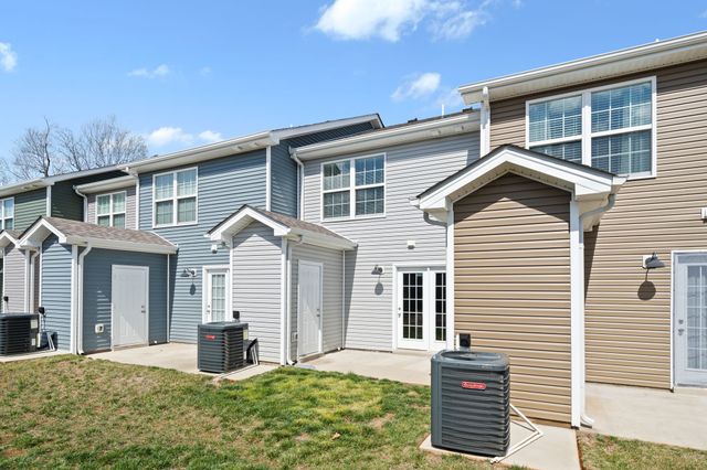 638 Stowe Ct Unit Mm, Clarksville, TN 37040