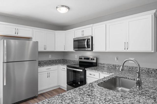 638 Stowe Ct Unit Mm, Clarksville, TN 37040