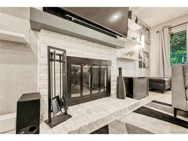 15409 E Oberlin Pl, Aurora, CO 80013