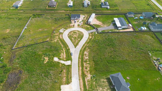 1301 Road 57211, Cleveland, TX 77327