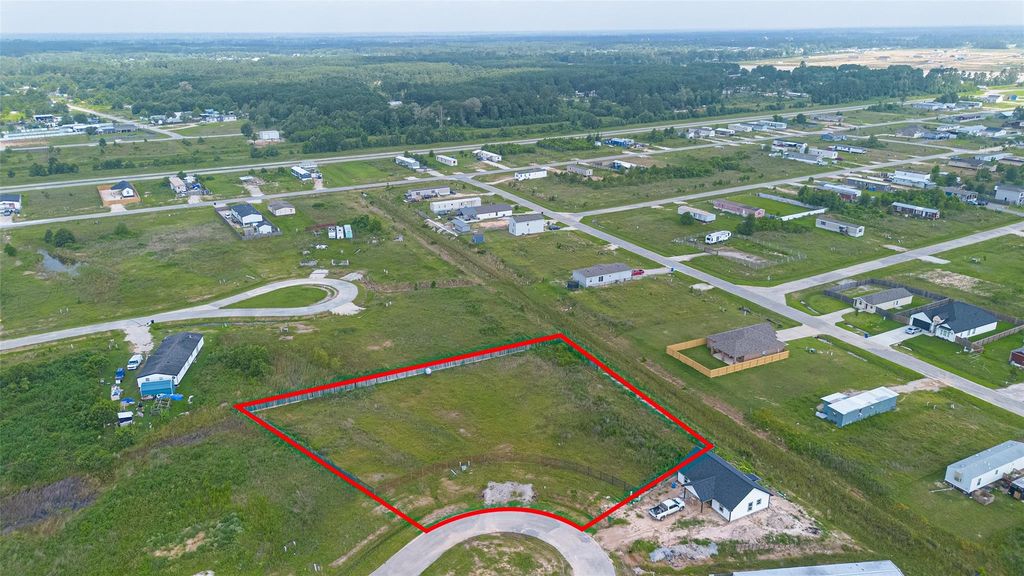 1301 Road 57211, Cleveland, TX 77327