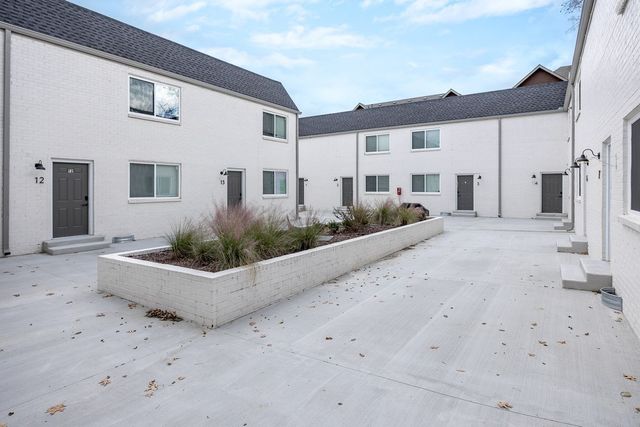 2129 Acklen Ave Apt 13, Nashville, TN 37212