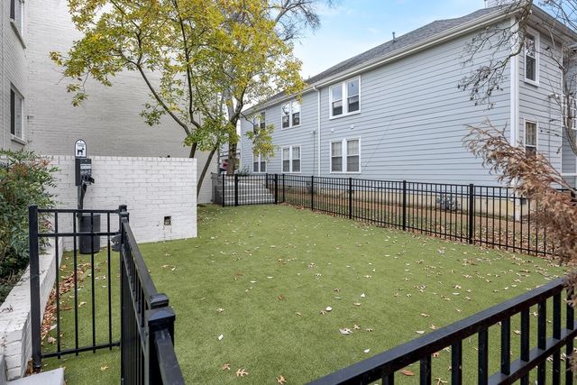 2129 Acklen Ave Apt 13, Nashville, TN 37212
