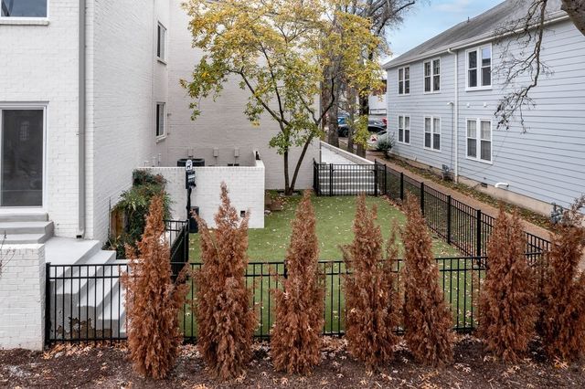 2129 Acklen Ave Apt 13, Nashville, TN 37212