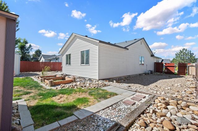 14405 Gresham Dr, Caldwell, ID 83605