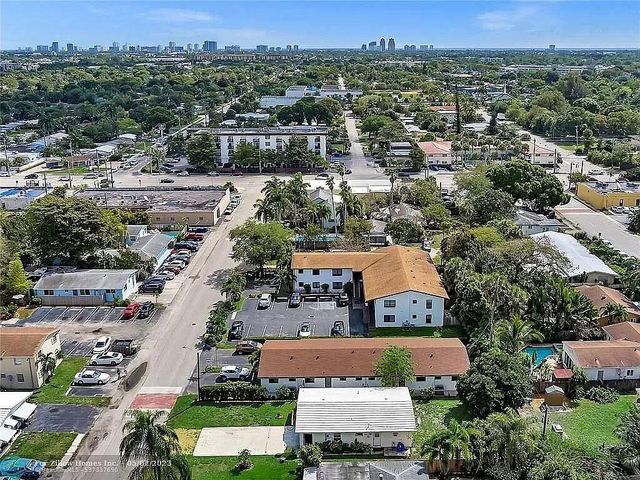 216 NW 25TH Street, Wilton Manors, FL 33311