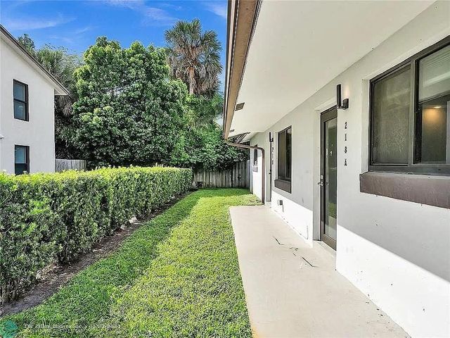 216 NW 25TH Street, Wilton Manors, FL 33311