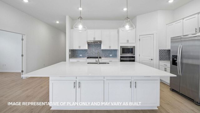 608 Prairie Wind DR, Leander, TX 78641