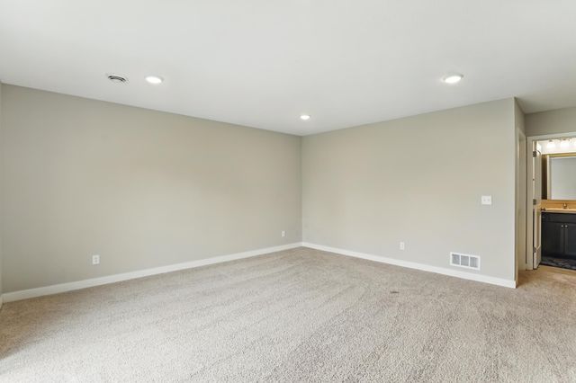 596 Emmy Lane, Hanover, MN 55341