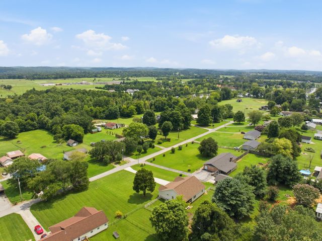 595 New Union Circle, Dayton, TN 37321