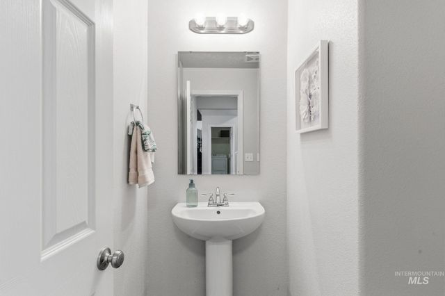 1980 W Turquoise Dr., Kuna, ID 83634