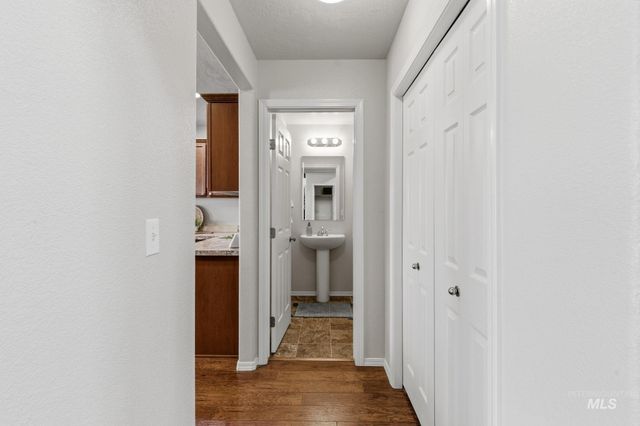 1980 W Turquoise Dr., Kuna, ID 83634