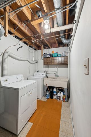 2210 207th Place, Lynwood, IL 60411