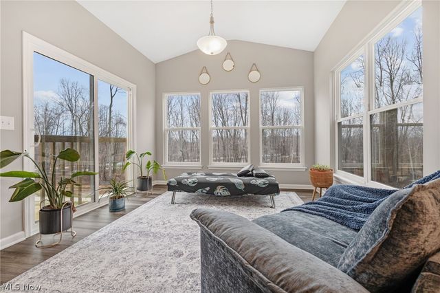 3397 Buckeye Trail, Uniontown, OH 44685