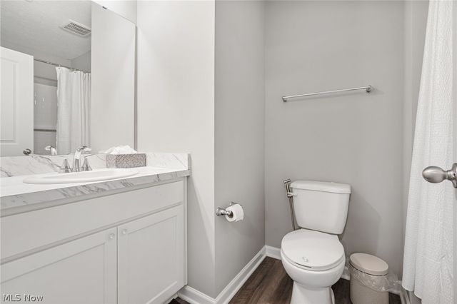 3397 Buckeye Trail, Uniontown, OH 44685