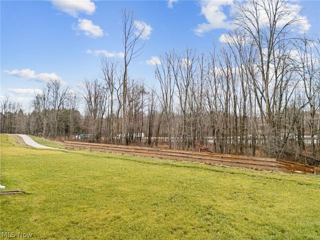 3397 Buckeye Trail, Uniontown, OH 44685