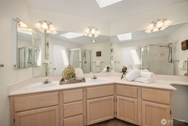 11512 NE 115th Court, Kirkland, WA 98033