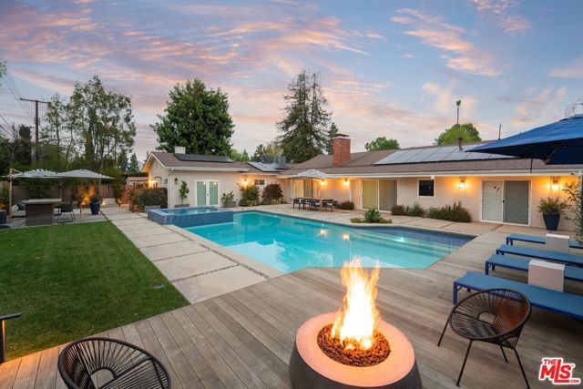 4731 Deseret Drive, Woodland Hills (los Angeles), CA 91364