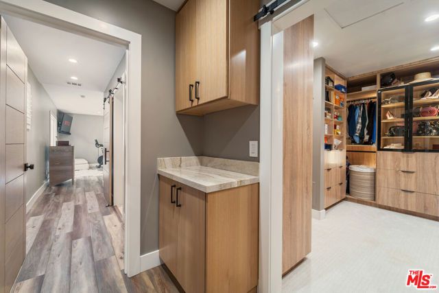 4731 Deseret Drive, Woodland Hills (los Angeles), CA 91364