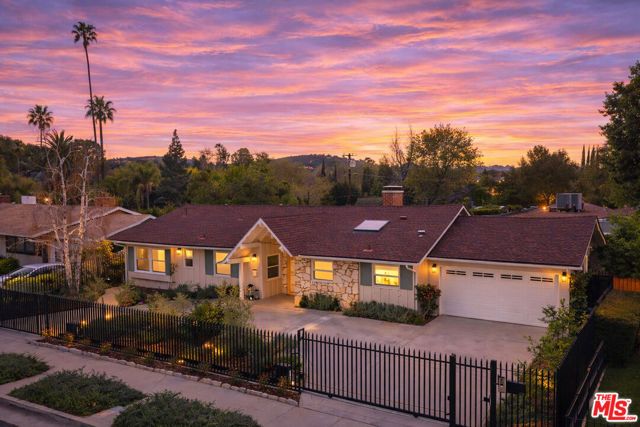 4731 Deseret Drive, Woodland Hills (los Angeles), CA 91364