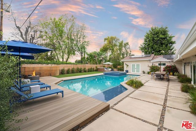 4731 Deseret Drive, Woodland Hills (los Angeles), CA 91364