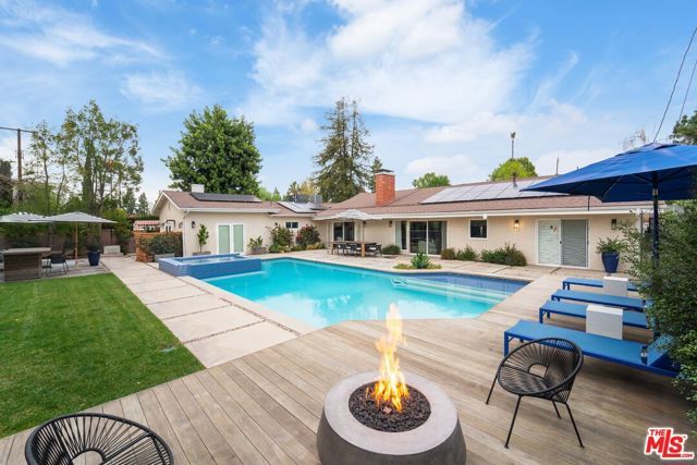 4731 Deseret Drive, Woodland Hills (los Angeles), CA 91364