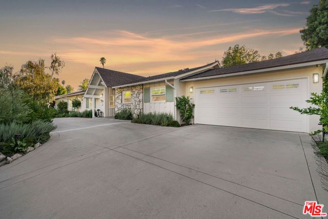 4731 Deseret Drive, Woodland Hills (los Angeles), CA 91364