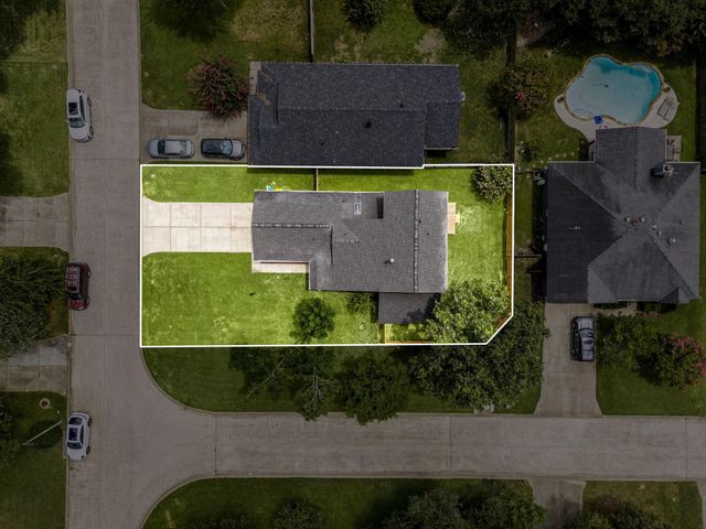 90 W High Oaks Circle, Spring, TX 77380